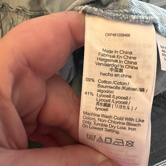Madewell - Cutaway Tiered Midi Dress - Picture 8 of 11